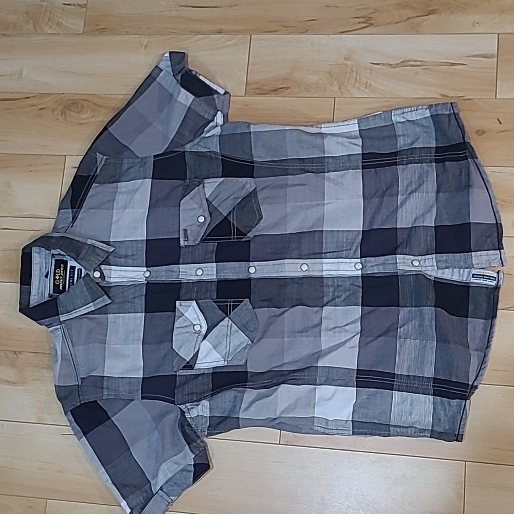 Point Zero men's small shirt